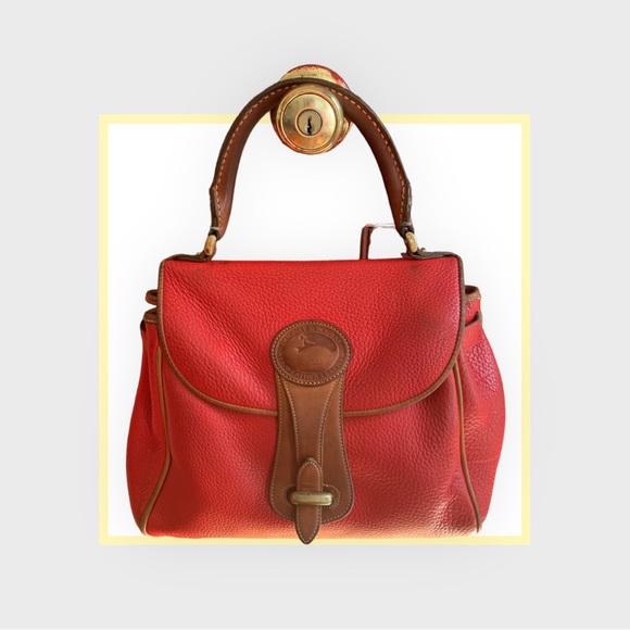 Dooney & Bourke Handbags - Dooney & Bourke vintage Essex Carrier
